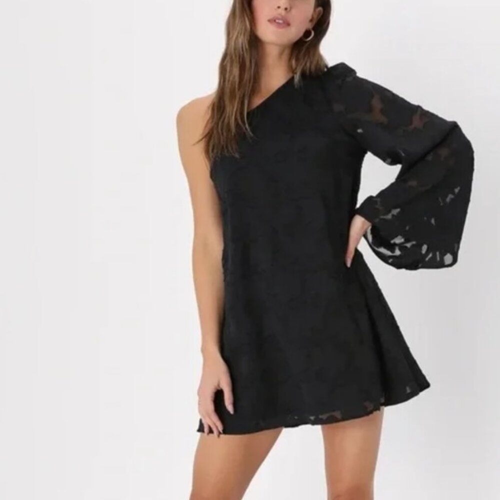 Lulu’s Black One Shoulder Sheer Burnout Babydoll Mini Dress Size Small NWT